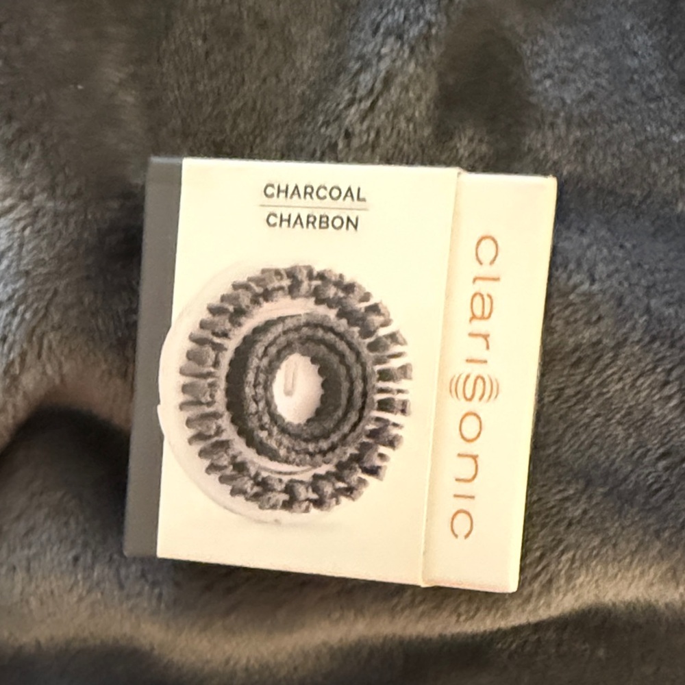 BNIB CLARISONIC CHARCOAL BRUSH HEAD